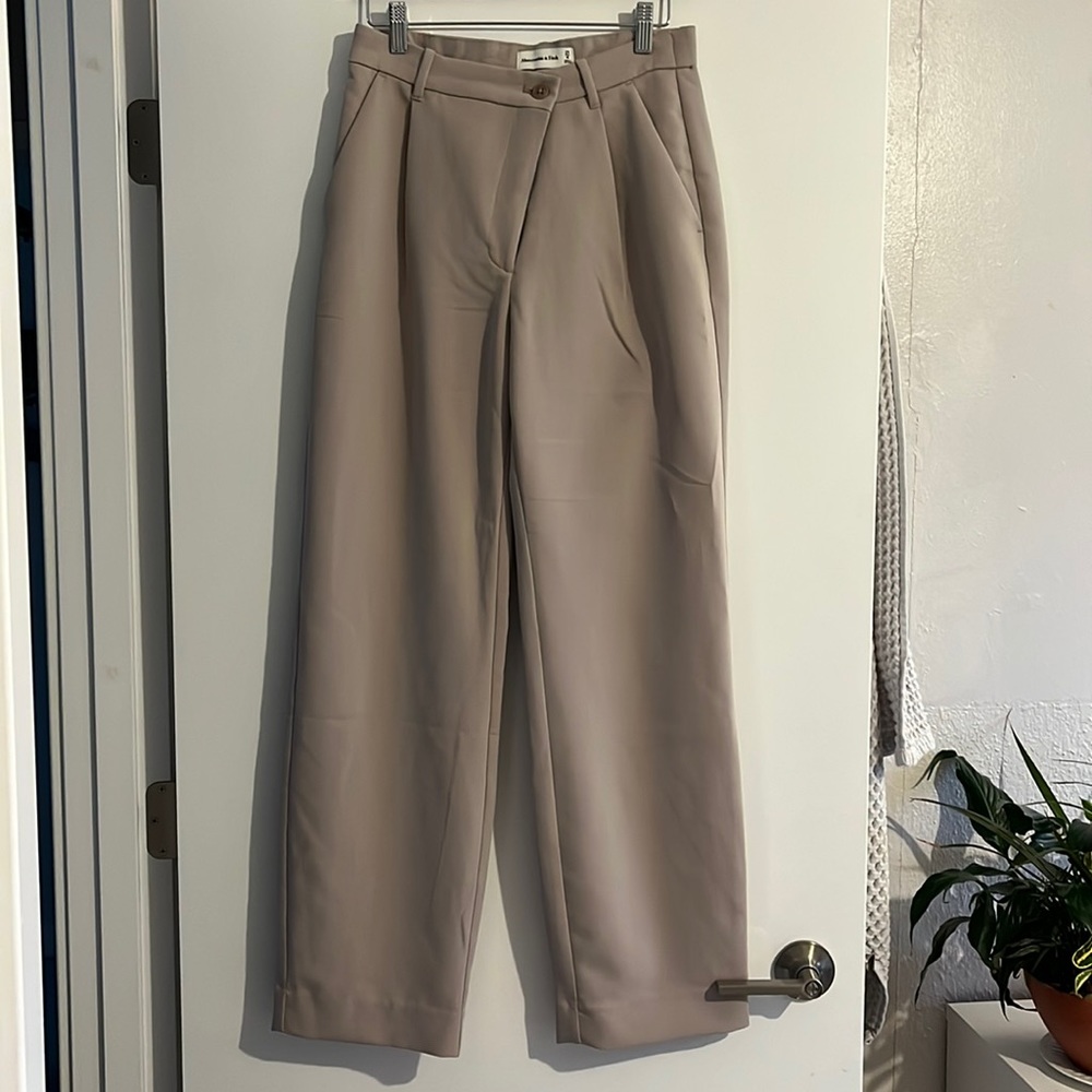 Abercrombie & Fitch Tan Trousers